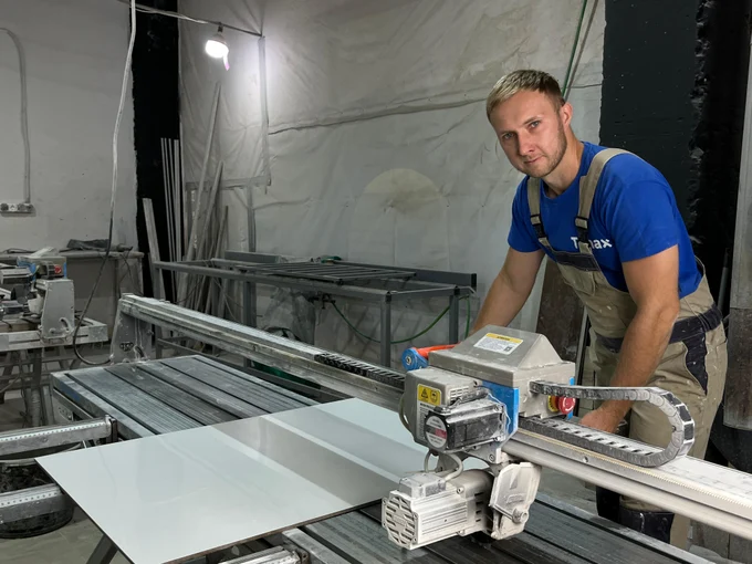 Услуги мастера резчика 